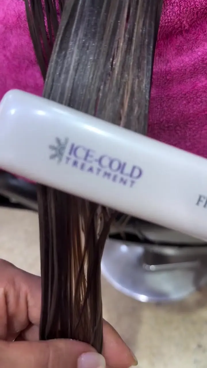 Cryothérapie capillaire — Pause Beauté