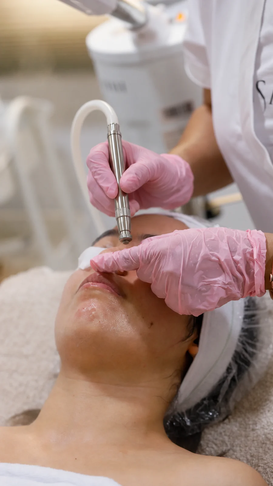 Microdermabrasion — Pause Beauté