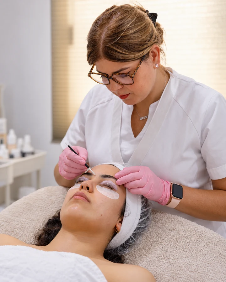 Rehaussement des cils — Pause Beauté